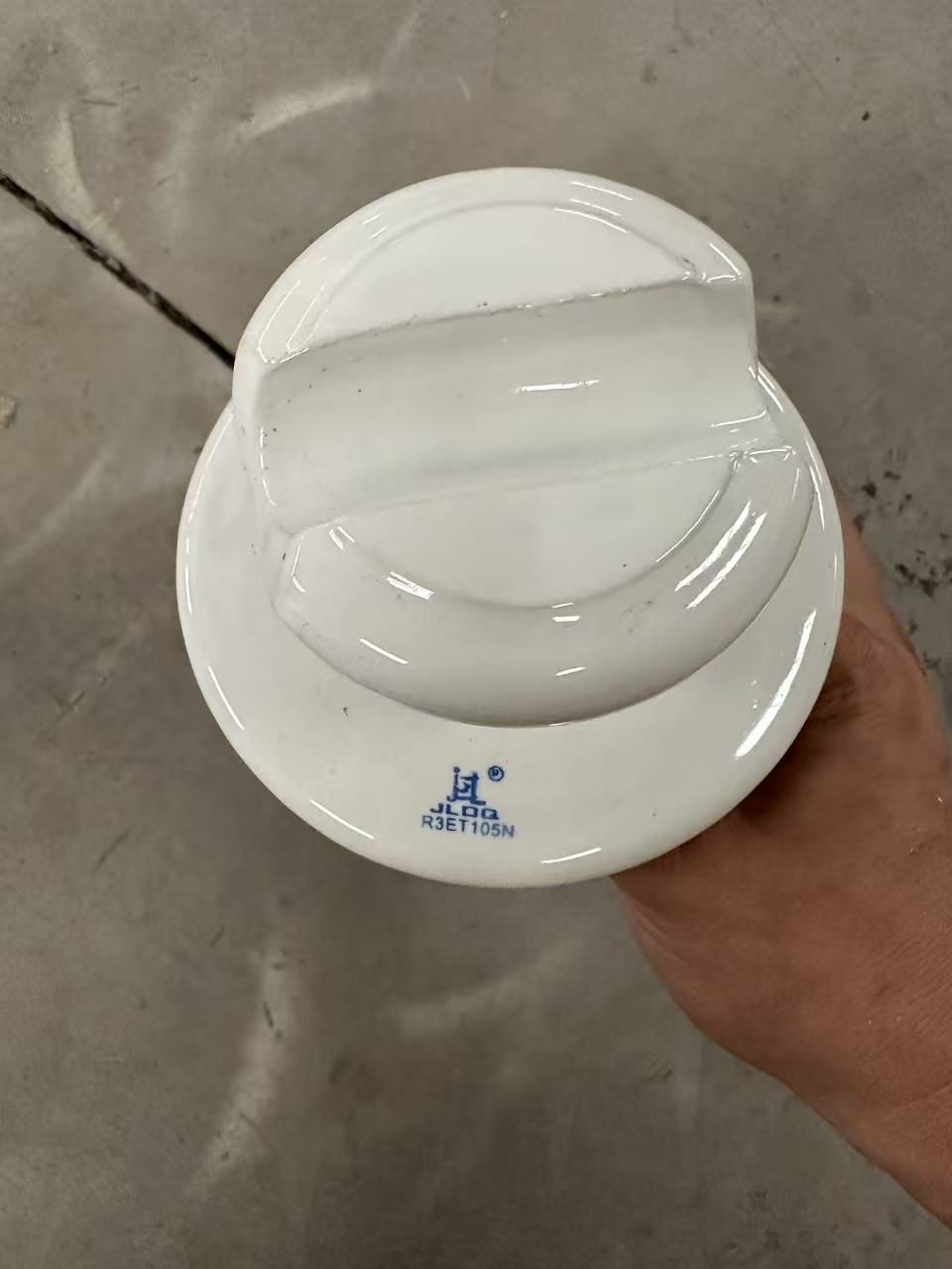 Station Post Insulator R3ET105N